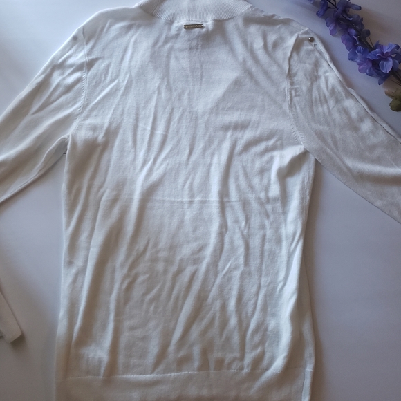 STUNNING💜KEYHOLE TOP - Picture 3 of 3